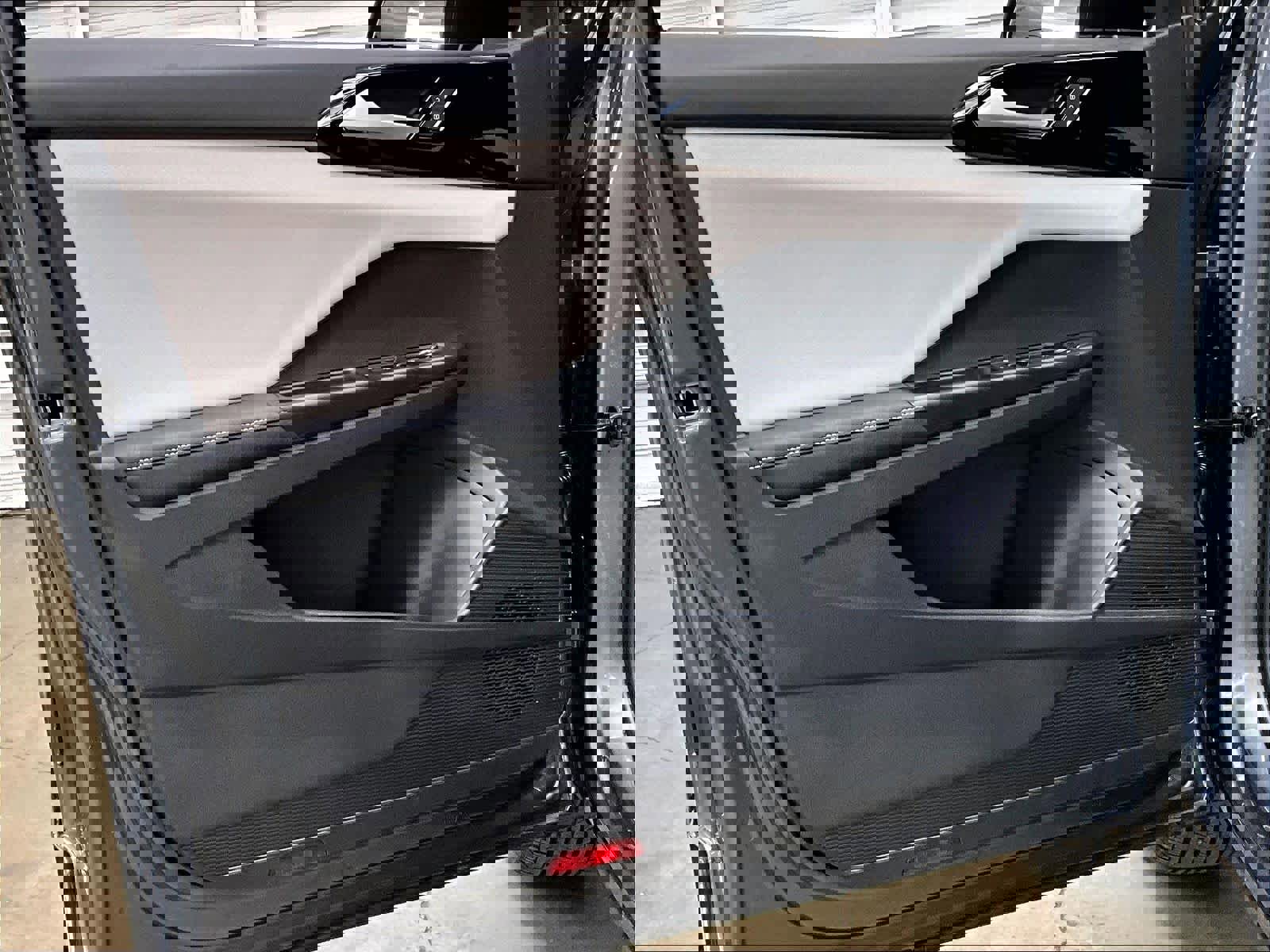 Used 2025 Volkswagen Taos S image 24