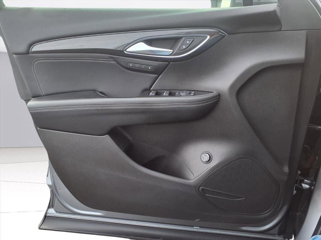 Used 2021 Buick Envision Essence image 17