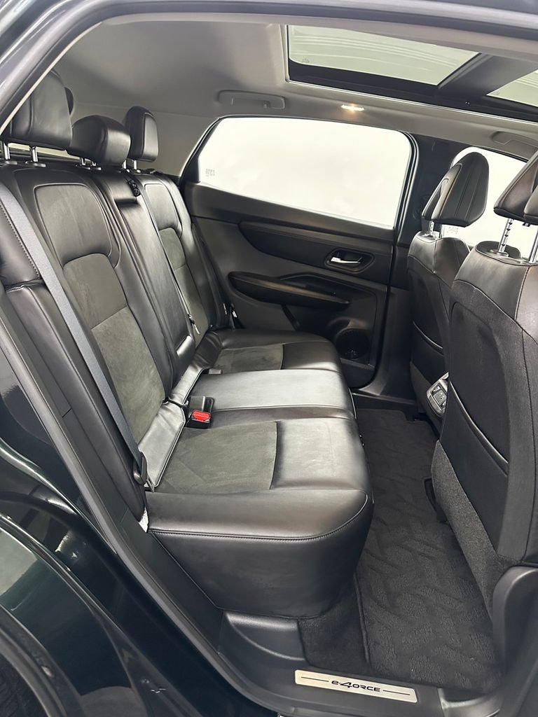 Used 2024 Nissan Ariya AWD image 33