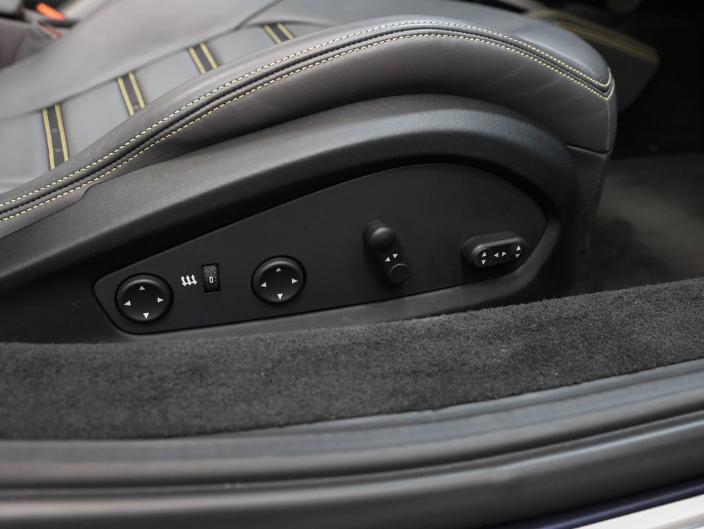 Used 2017 Ferrari 488 Spider image 18