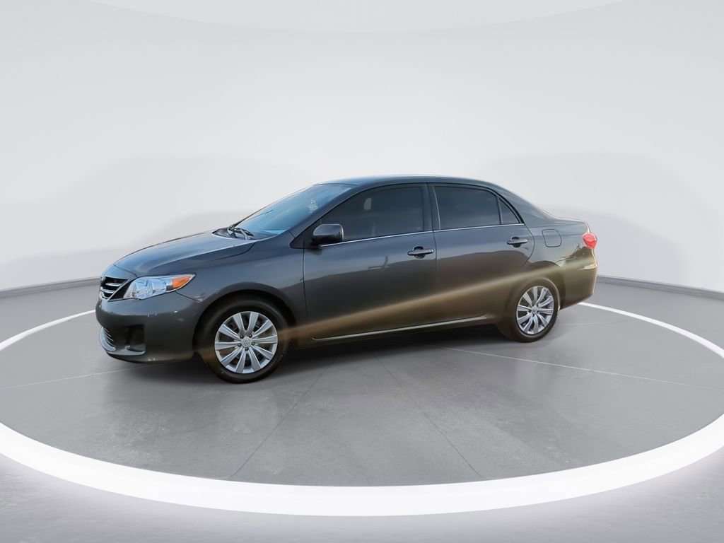 Used 2013 Toyota Corolla LE image 4