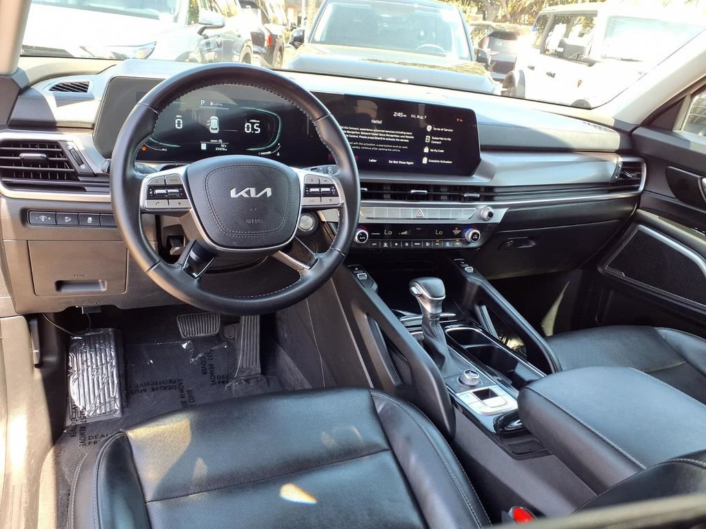 Certified 2023 Kia Telluride S w/ S Sunroof Package AWD/4WD image 11