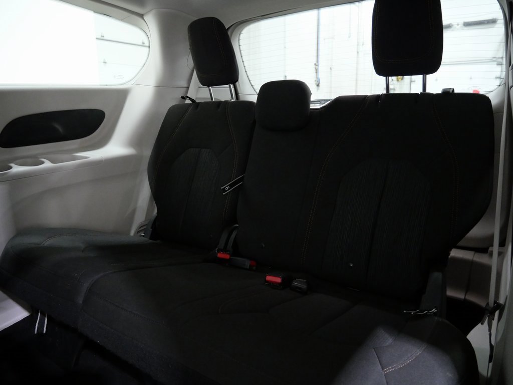 Used 2017 Chrysler Pacifica LX image 22