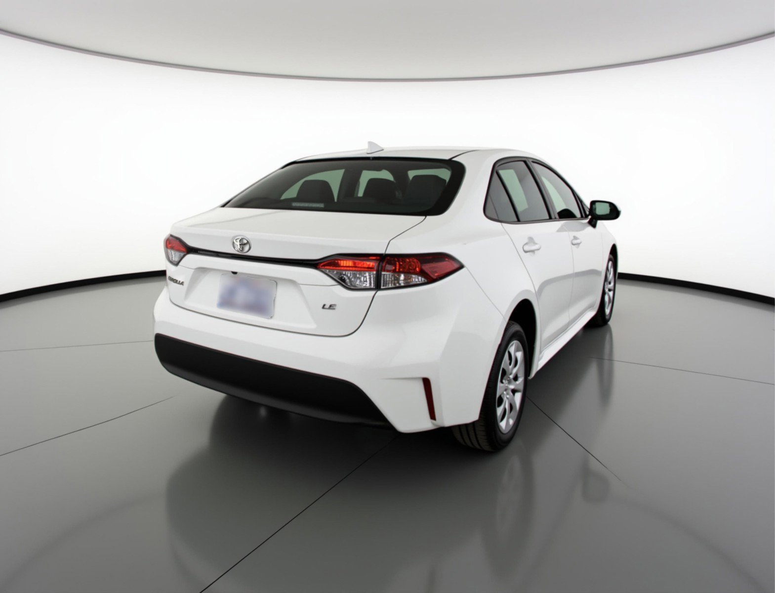 Used 2025 Toyota Corolla LE image 9
