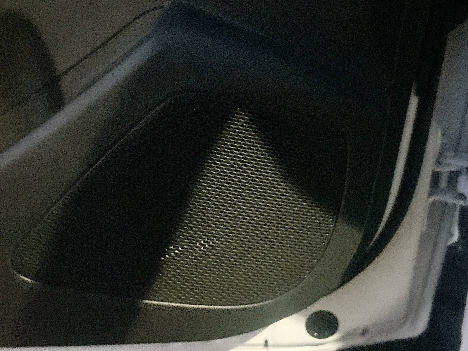 Used 2025 Toyota Corolla Cross XLE w/ Convenience Package image 19