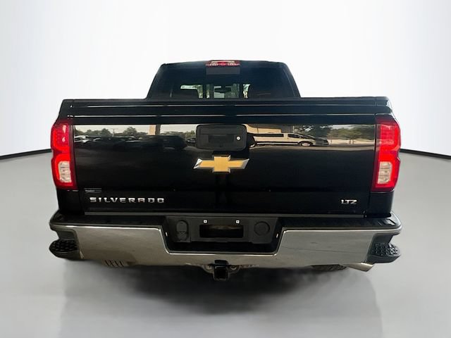 Used 2018 Chevrolet Silverado 1500 LTZ RWD image 7