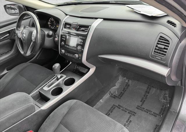 Used 2015 Nissan Altima 2.5 SV image 19