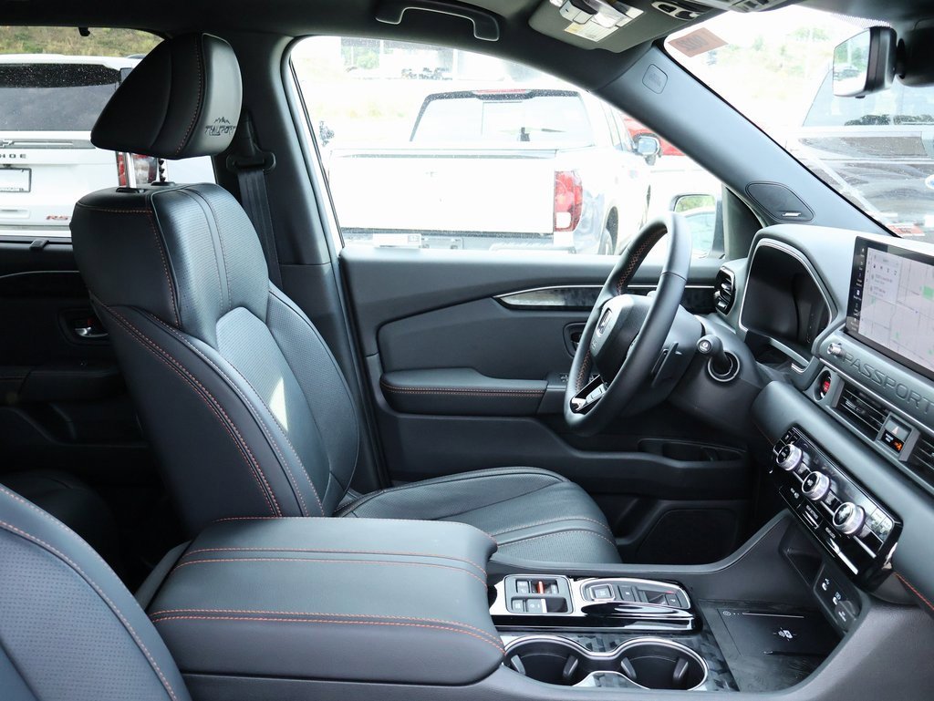 Certified 2026 Honda Passport TrailSport Elite image 8