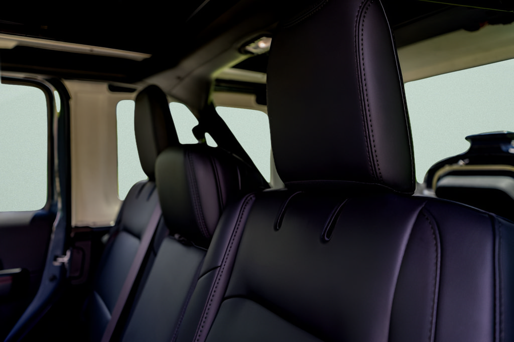 New 2026 Jeep Wrangler Unlimited Rubicon 392 w/ Quick Order Package 27X Moab AWD/4WD image 26