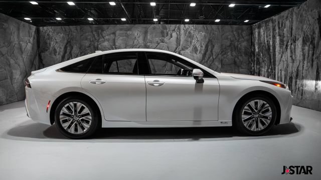 Used 2024 Toyota Mirai XLE w/ Advanced Technology Package image 24