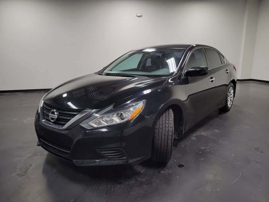 Used 2017 Nissan Altima 2.5 S w/ Power Driver Seat Package image 5
