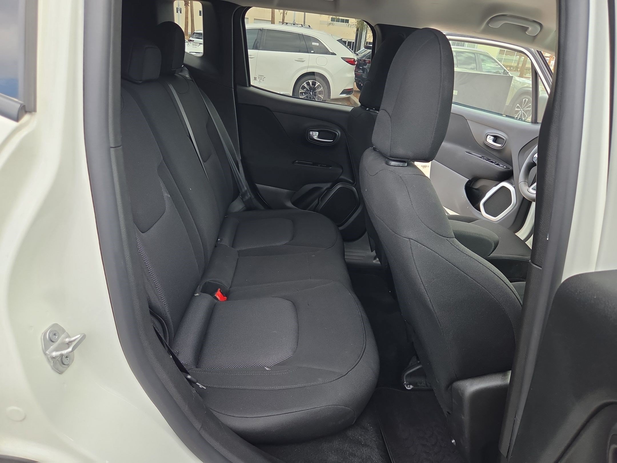 Used 2020 Jeep Renegade Sport w/ UConnect 7.0 Group FWD image 26