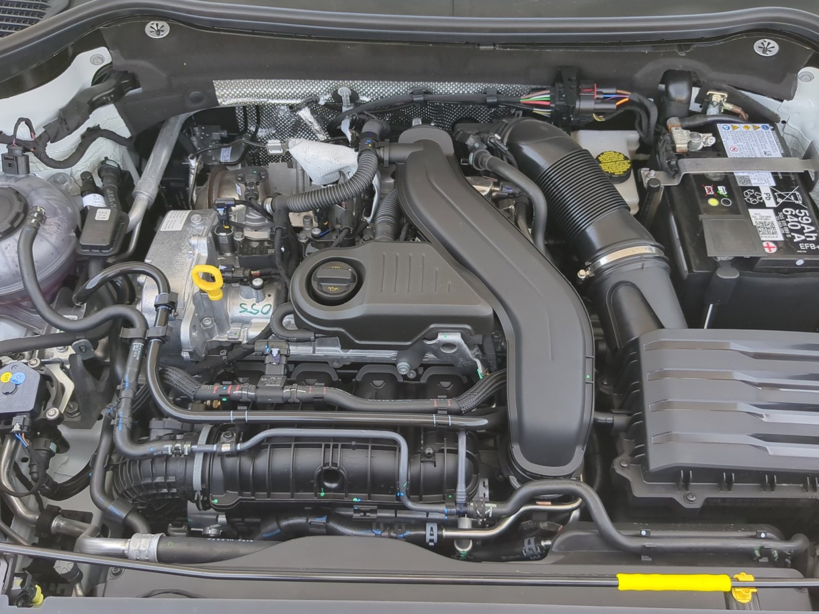 New 2025 Volkswagen Taos S image 21