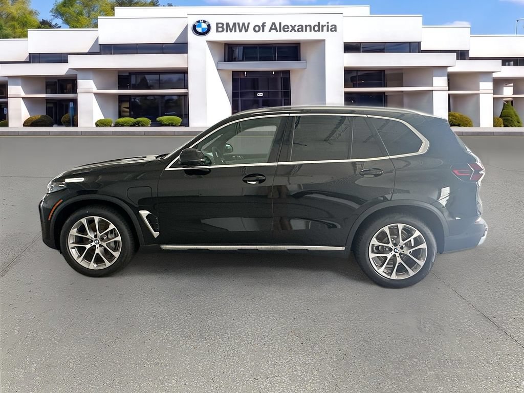 Used 2026 BMW X5 xDrive50e AWD/4WD image 8