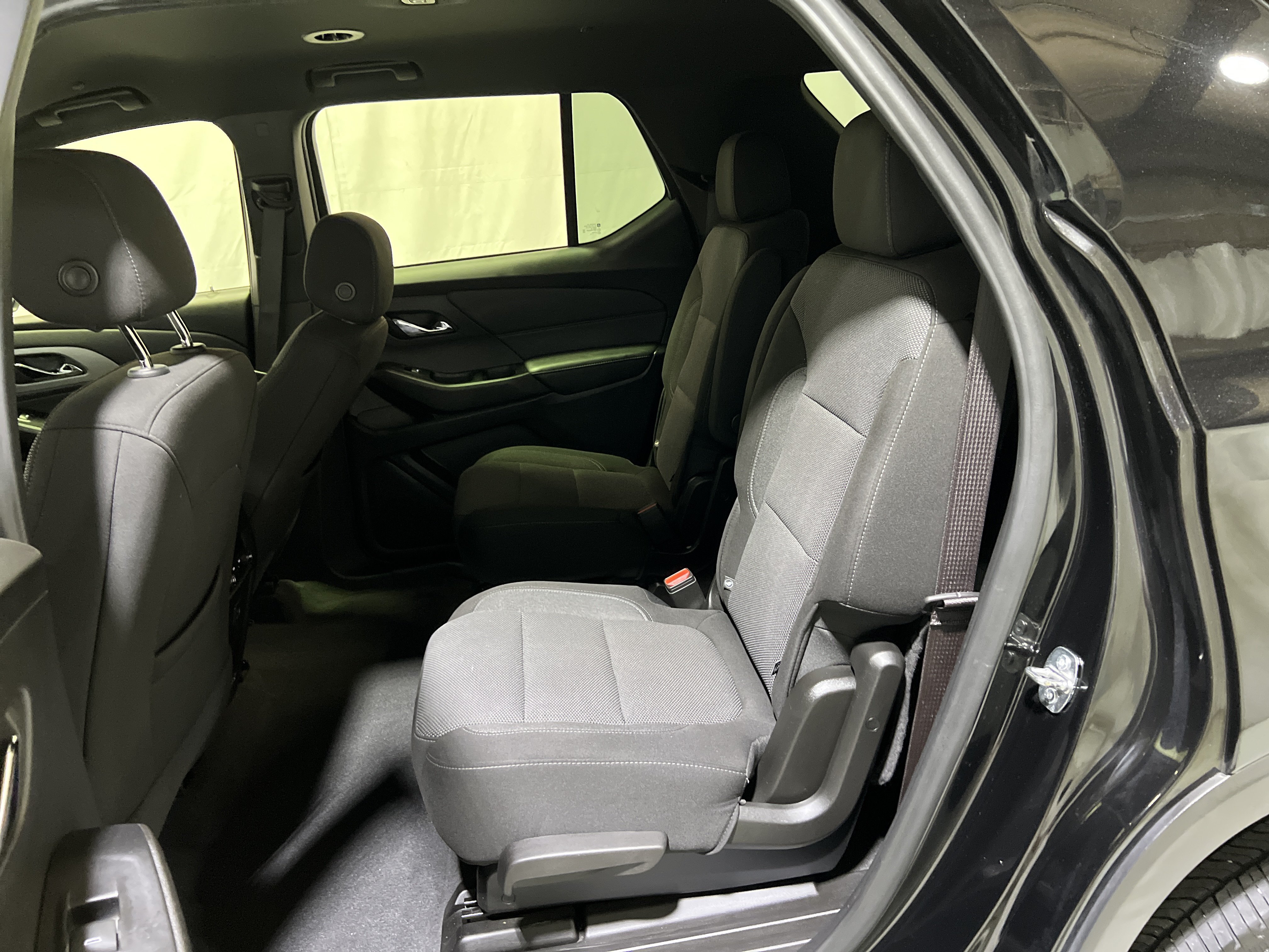 Certified 2023 Chevrolet Traverse LT FWD image 16