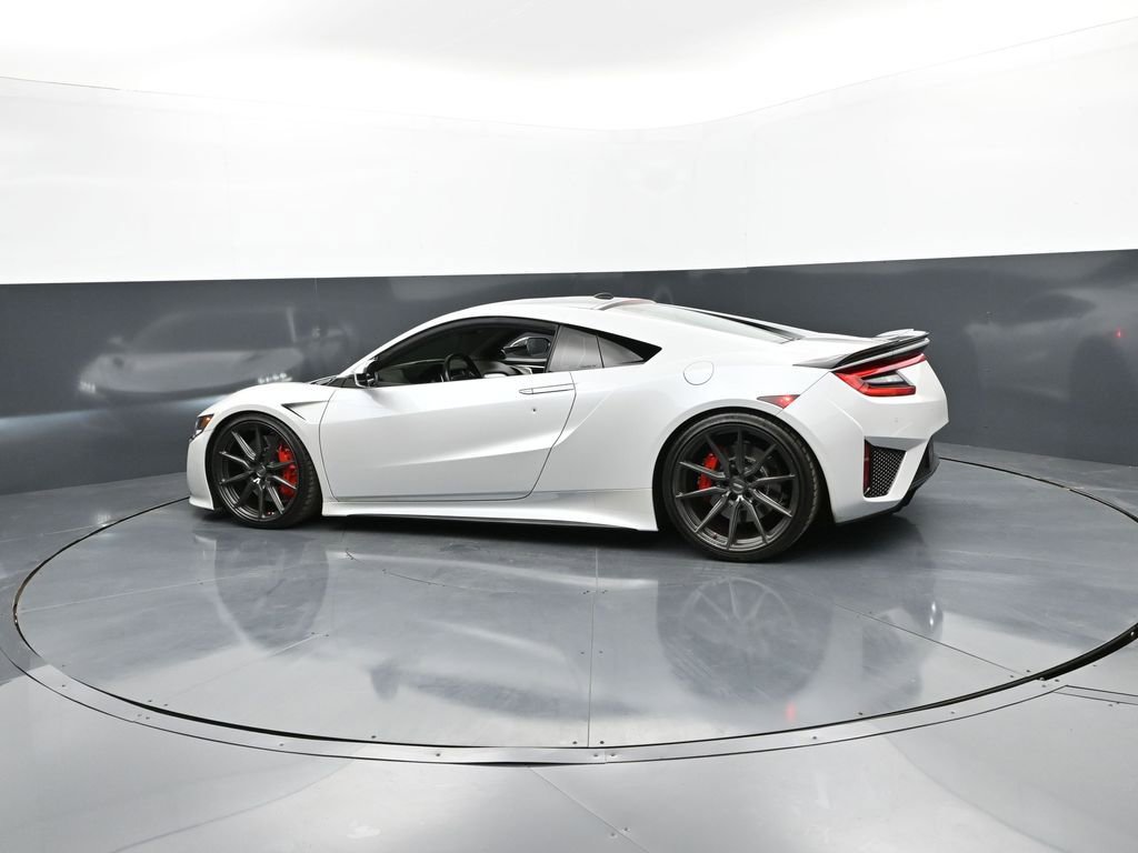 Used 2020 Acura NSX AWD/4WD image 2