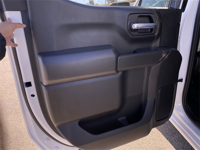 New 2026 Chevrolet Silverado 1500 Custom w/ Turbomax Blackout Package image 25