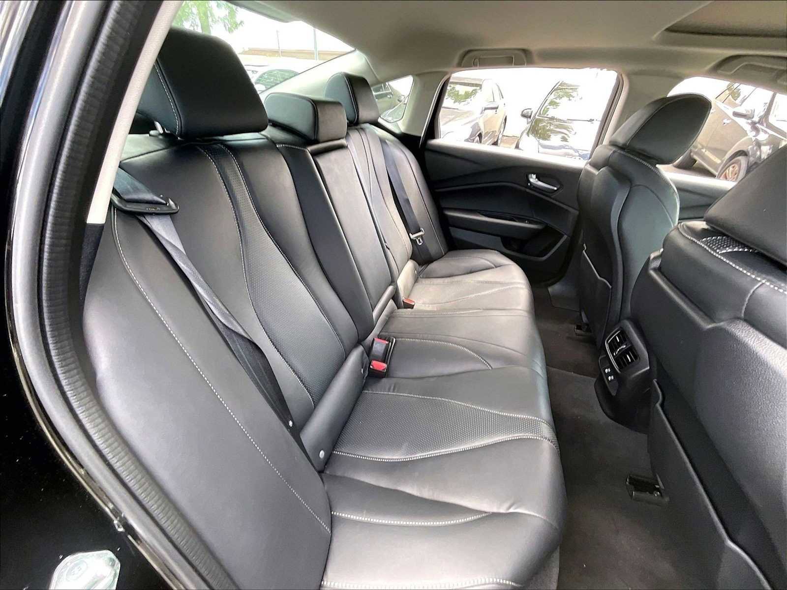 Used 2025 Acura TLX w/ Technology Package FWD image 29
