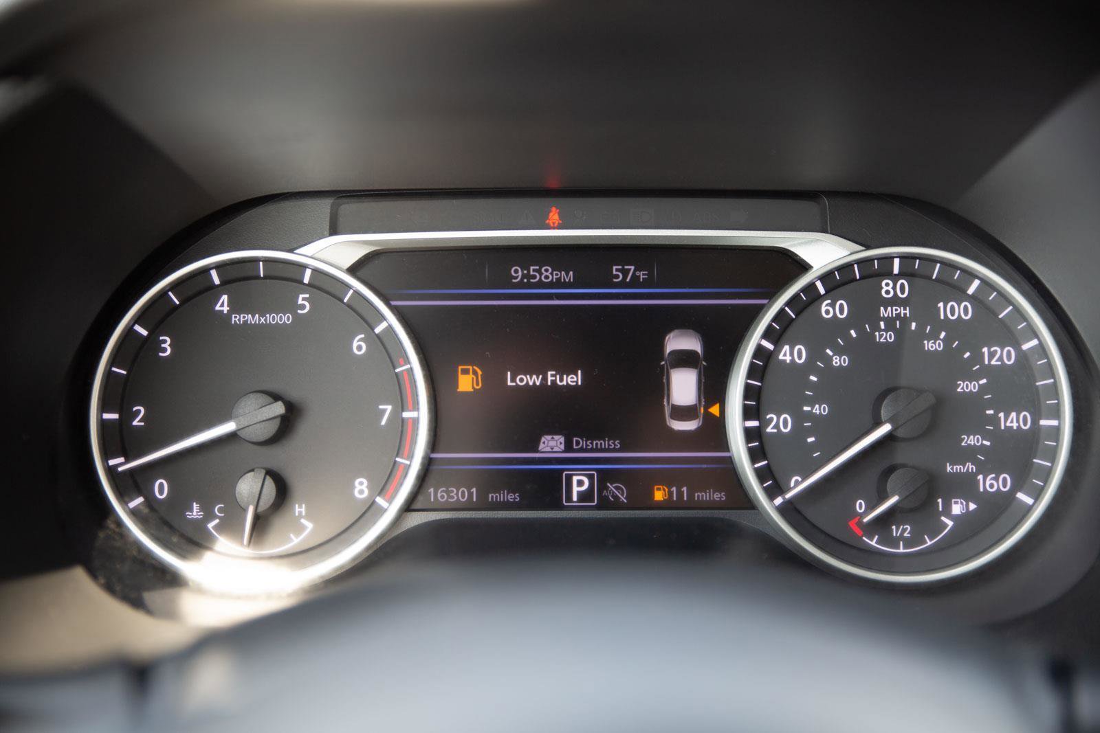 Used 2025 Nissan Sentra SV image 11