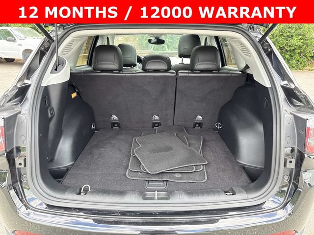 Used 2018 Jeep Compass Limited w/ Navigation Group AWD/4WD image 12