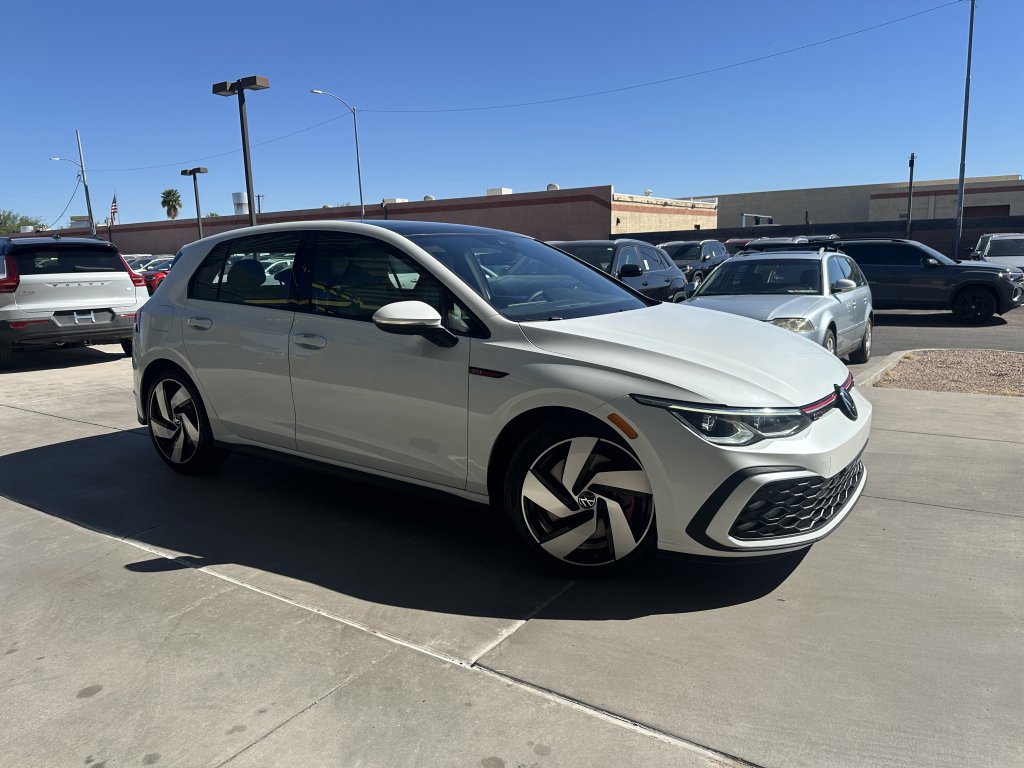 Used 2022 Volkswagen GTI SE w/ SE Leather Package image 5