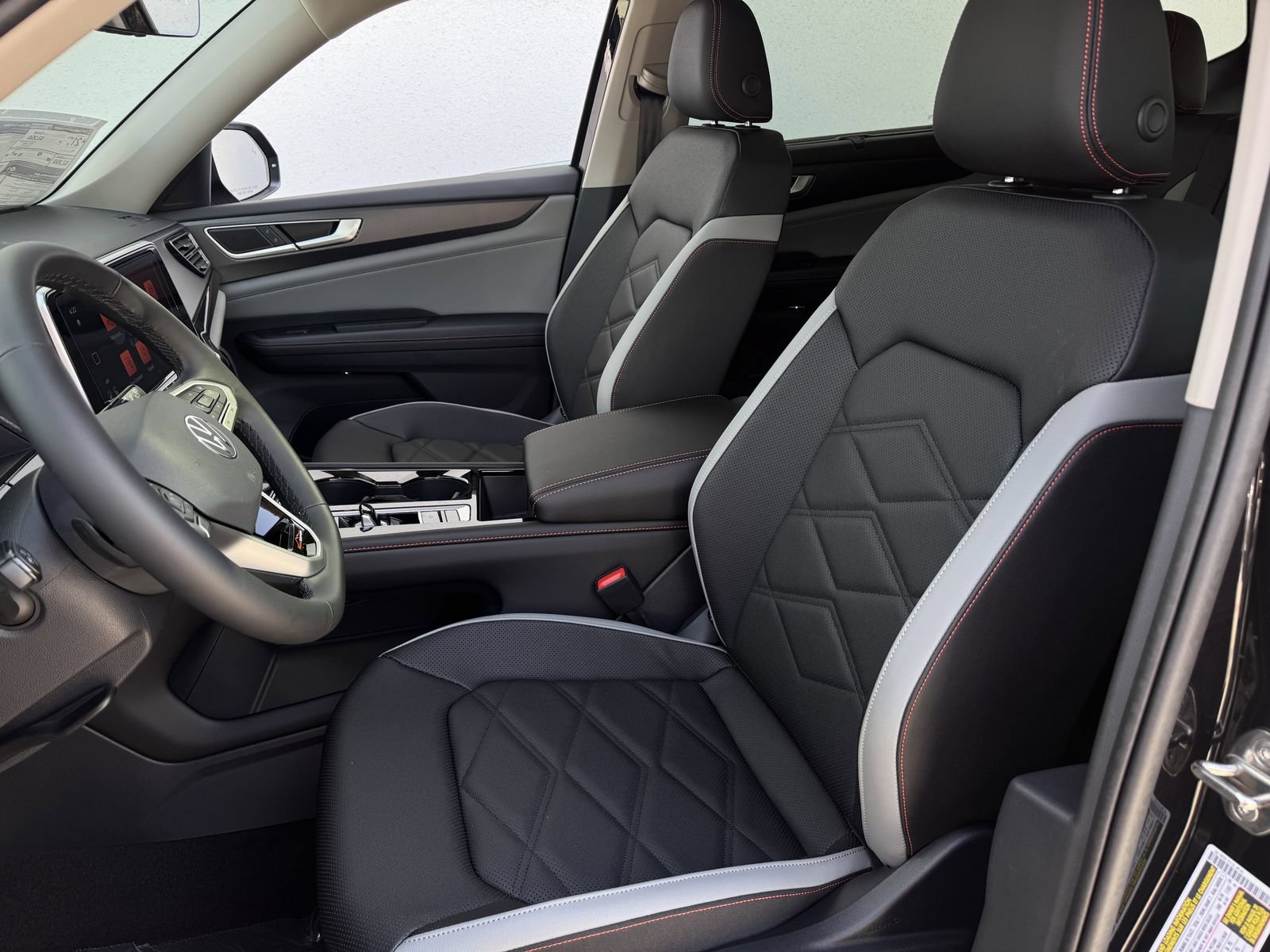New 2026 Volkswagen Atlas Peak Edition AWD/4WD image 27
