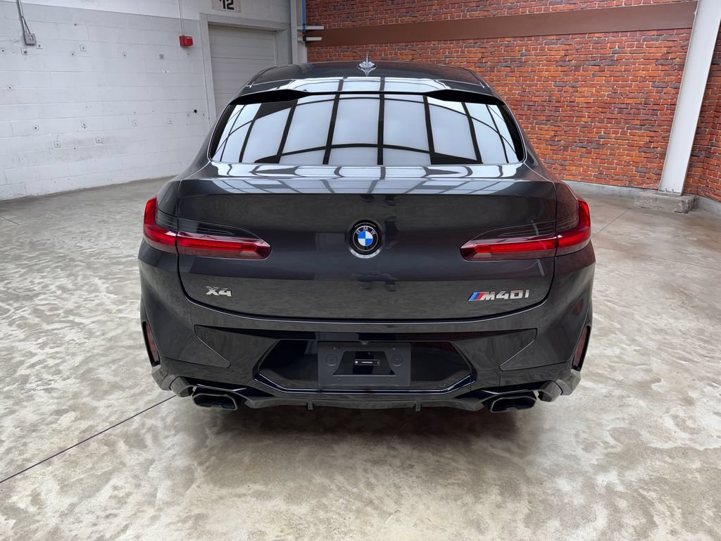 Used 2025 BMW X4 M40i AWD/4WD image 4