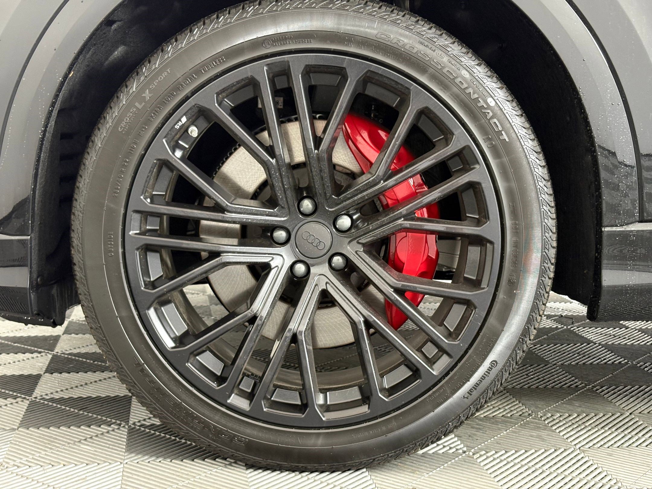 New 2026 Audi SQ8 Prestige image 12