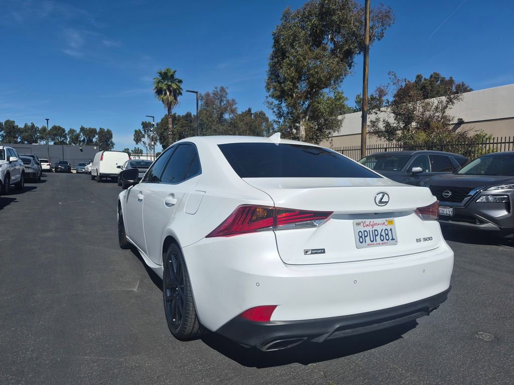 Used 2020 Lexus IS 300 F Sport w/ Blackline Edition image 6