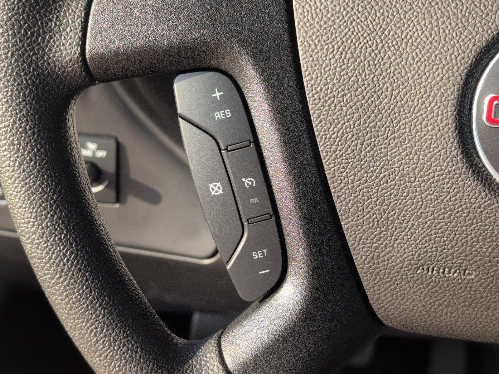 New 2026 GMC Savana 2500 w/ Driver Convenience Package RWD image 27