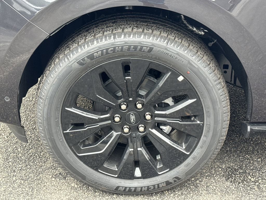 New 2025 Ford Expedition Max Platinum w/ Stealth Appearance Package AWD/4WD image 12