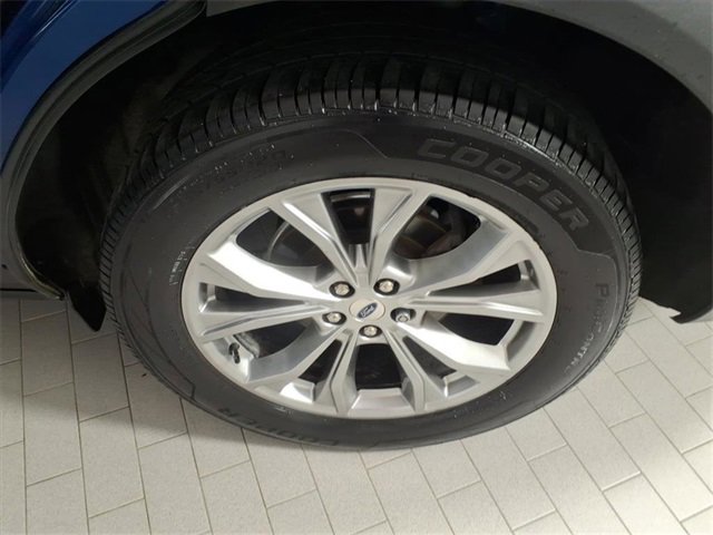 Used 2021 Ford Explorer XLT w/ Equipment Group 202A image 17