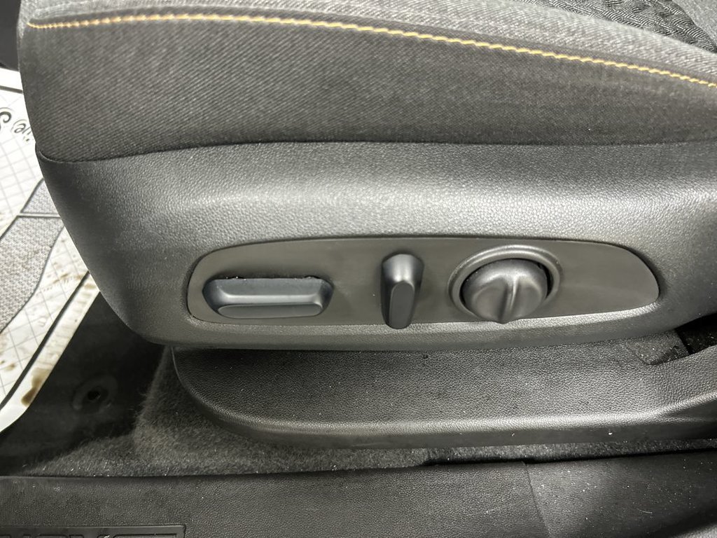 Certified 2024 Chevrolet Equinox LT AWD/4WD image 10