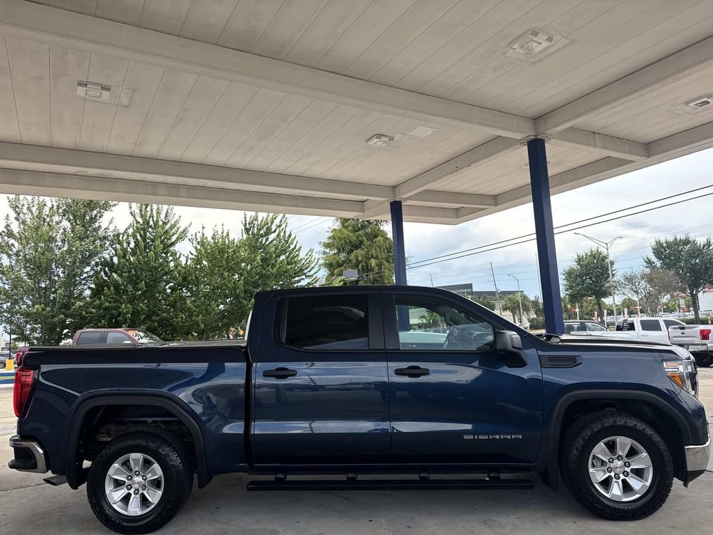 Used 2020 GMC Sierra 1500 2WD Crew Cab w/ Sierra Value Package image 10