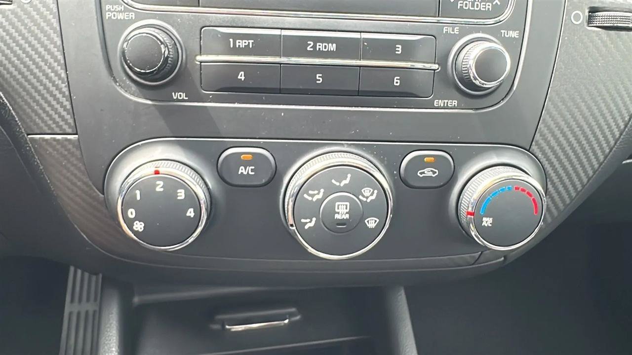 Used 2015 Kia Forte Koup EX FWD image 40