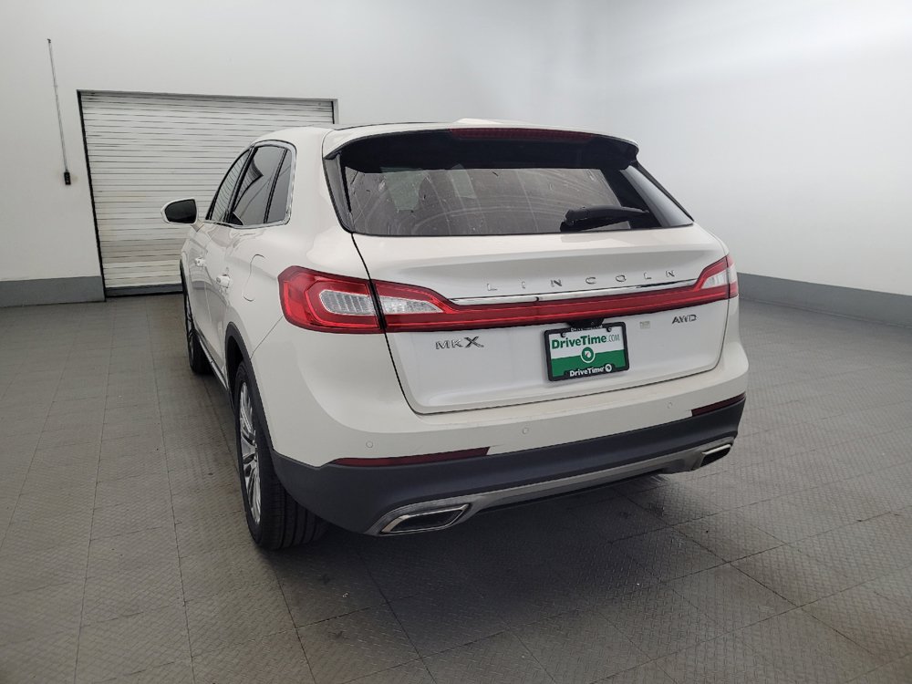 Used 2016 Lincoln MKX Reserve w/ Driver Assistance Package AWD/4WD image 6