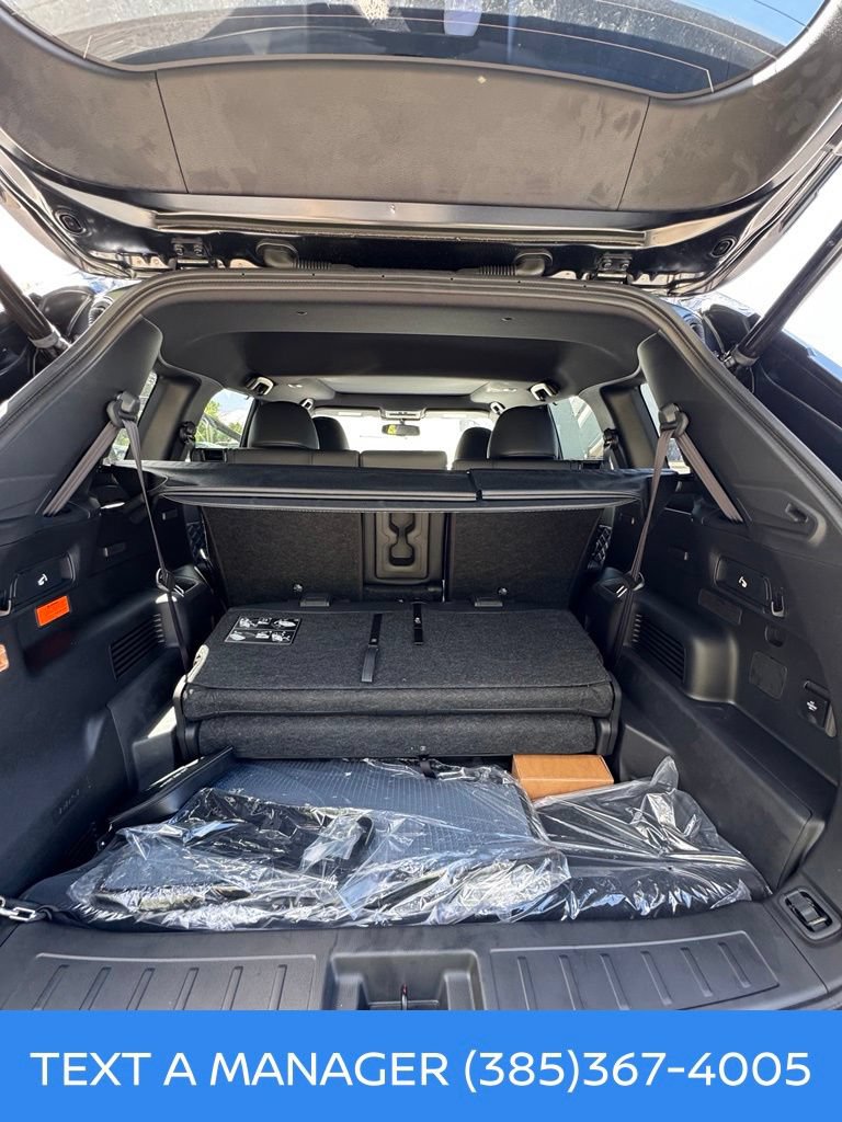 New 2026 Nissan Rogue Platinum AWD/4WD image 9