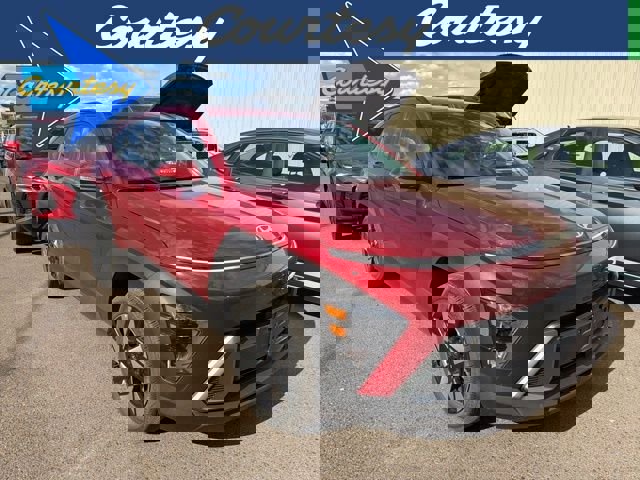 Used 2025 Hyundai Kona SEL image 1