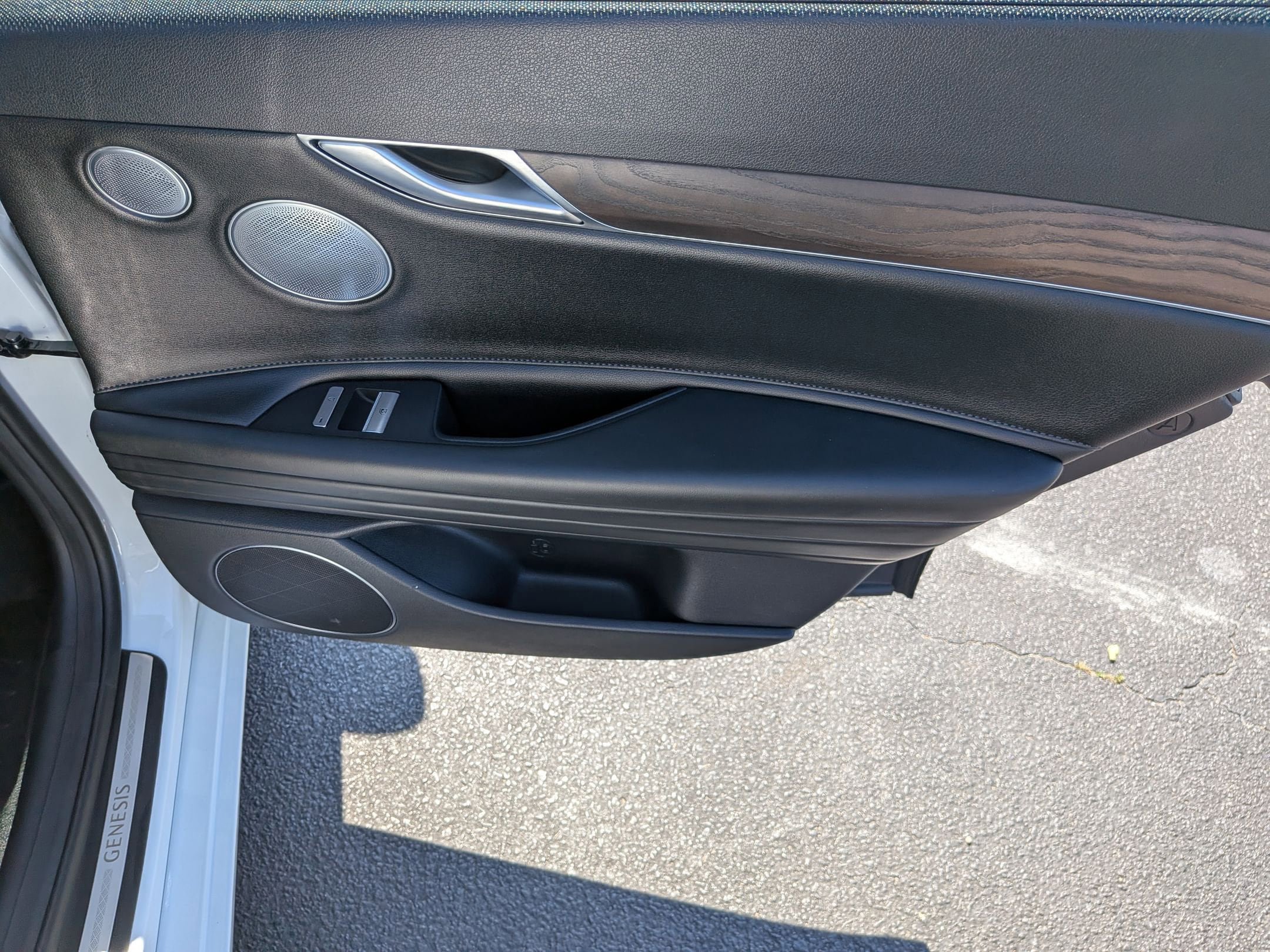 Used 2021 Genesis G80 3.5T RWD image 31