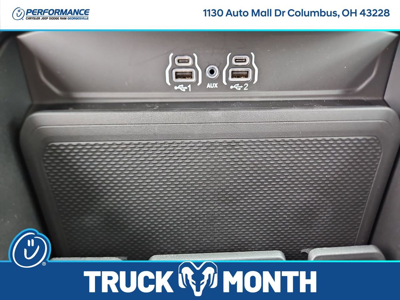 New 2026 RAM 1500 4x4 Crew Cab image 29