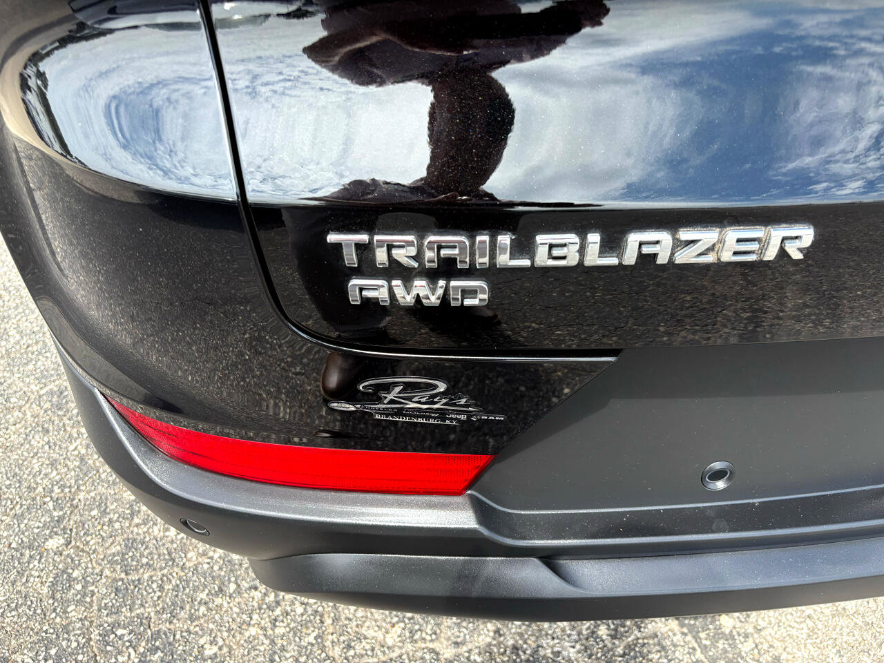 Used 2024 Chevrolet TrailBlazer LS w/ LS Convenience Package image 9