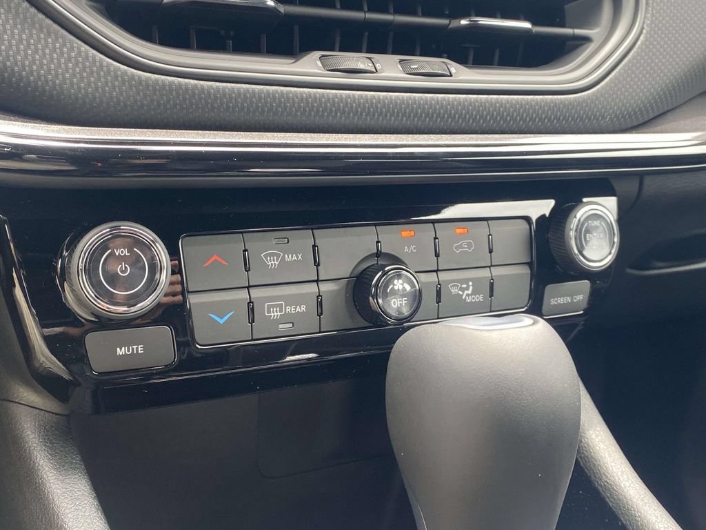 New 2026 Jeep Compass Latitude AWD/4WD image 47