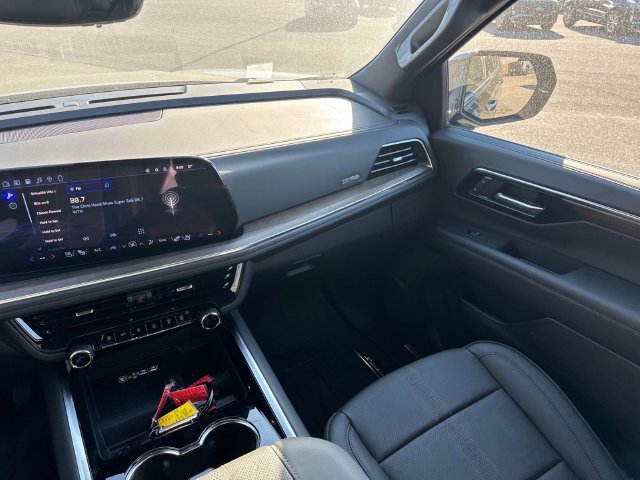 New 2026 Chevrolet Suburban High Country AWD/4WD image 24