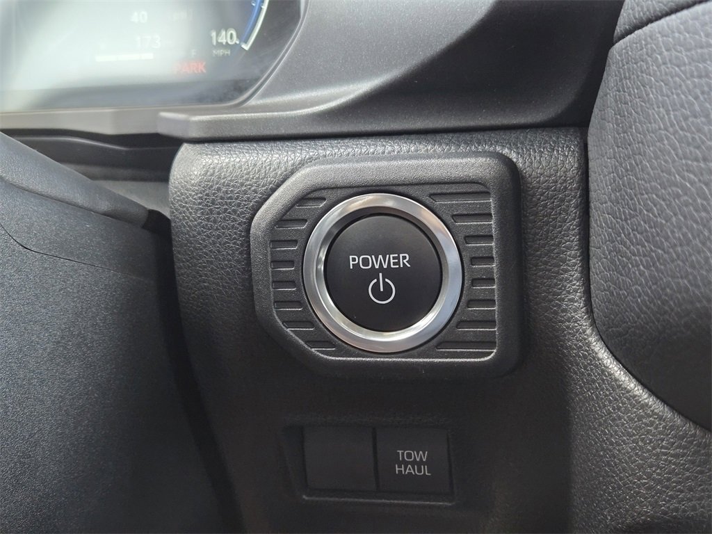 Used 2025 Toyota Land Cruiser image 24