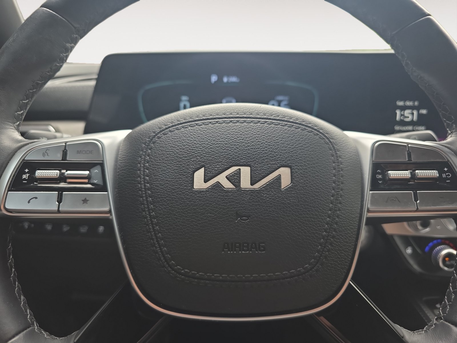 Certified 2024 Kia Telluride EX X-Line AWD/4WD image 11
