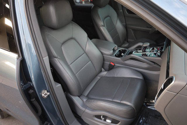 Used 2019 Porsche Cayenne AWD/4WD image 47