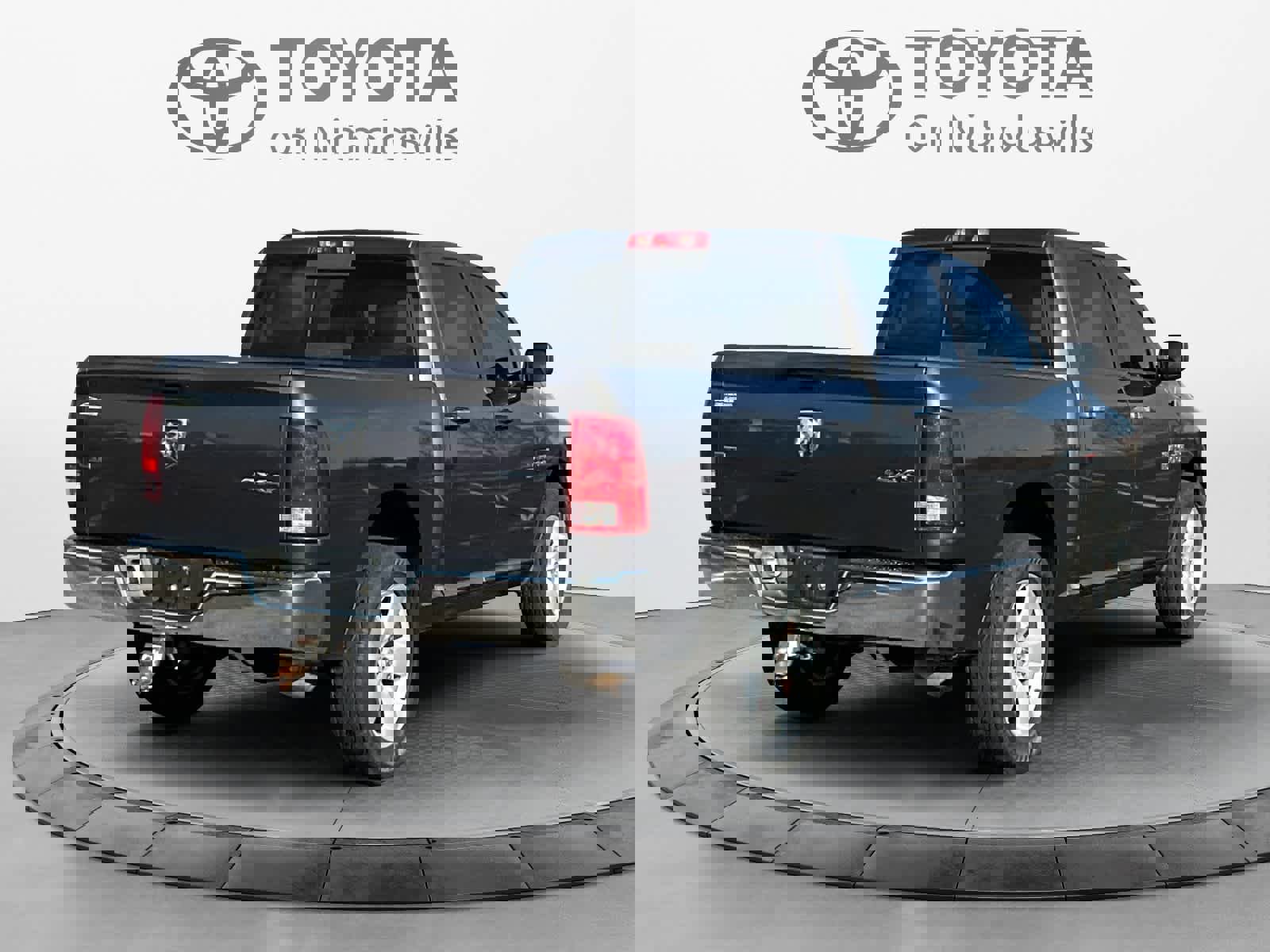 Used 2018 RAM 1500 Classic SLT image 6