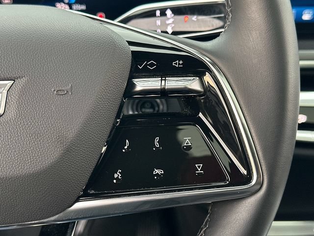Certified 2024 Cadillac Lyriq Tech AWD/4WD image 8