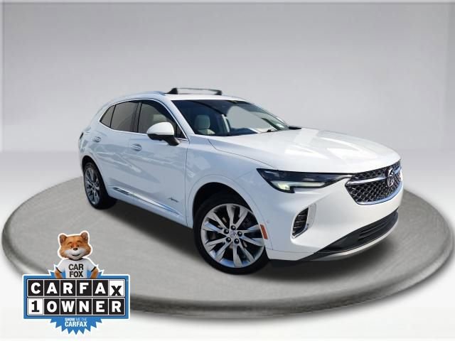 Used 2022 Buick Envision Avenir w/ Technology Package II image 2