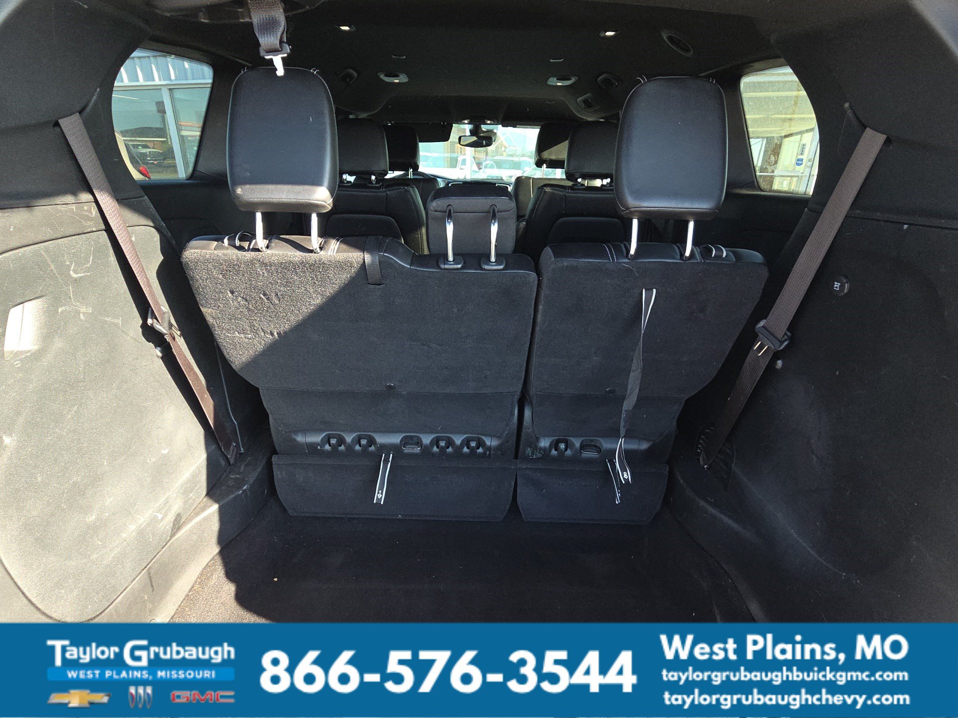 Used 2025 Chrysler Pacifica Select FWD image 15